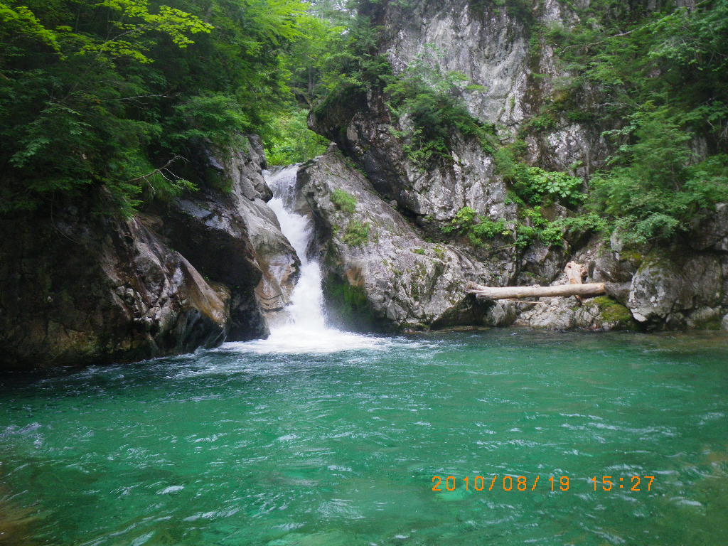 一日目の核心仙の淵滝.JPG